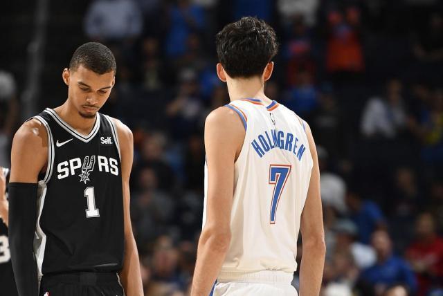 开云集团-最佳新秀争夺预演？文班亚马大战切特上演科幻片